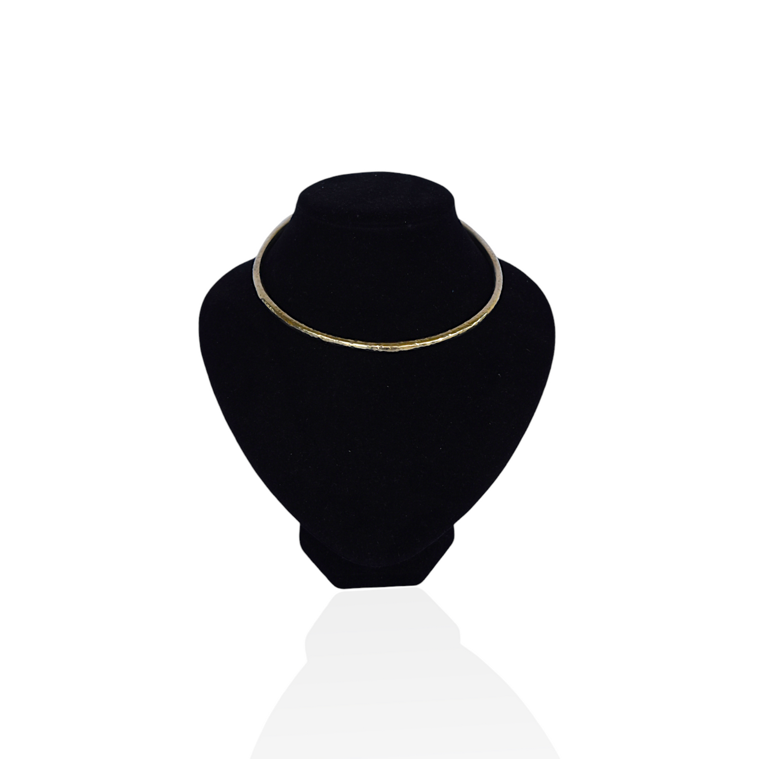 Neck pieces and Chokers